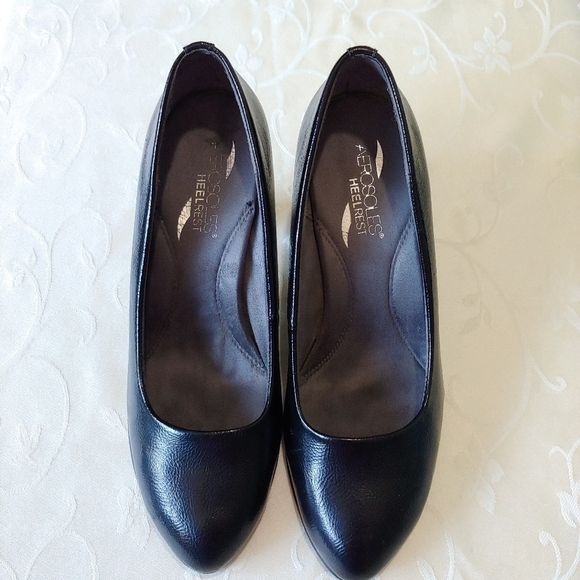 Aerosoles heel rest shoes - Picture 1 of 9